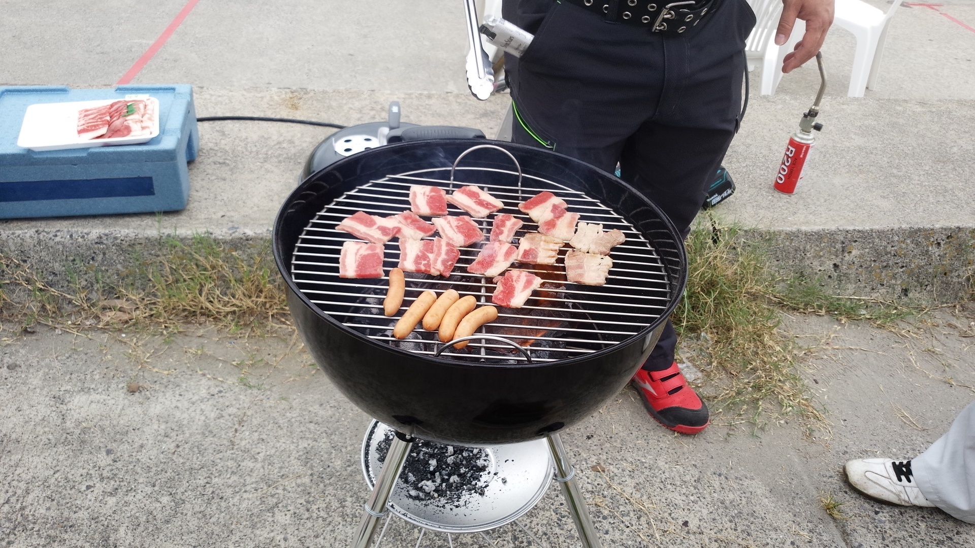 鴨川市民特別プラン 持ち込みbbq 1 000円off テーブルセット付き６時間利用 前原海岸で地元の海 夏を満喫 鴨川シーサイドバーベキューパーク じゃらん遊び体験