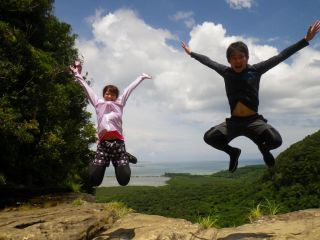 滝上からの眺めは絶景です!!