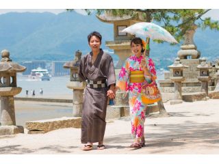 宮島デートなら カップル着物 浴衣プラン 着物で厳島神社を観光のほか 夏は広島の浴衣祭り とうかさん や花火大会にもどうぞ こっそり彼女にプレゼントもおすすめです レンタルきもの みやじま小町 じゃらん遊び体験 宮島デートなら カップル着物 浴衣プラン 着物で厳島神社を観光のほか 夏は広島の浴衣祭り とうかさん や花火大会にもどうぞ こっそり彼女にプレゼントもおすすめです レンタルきもの みやじま小町 じゃらん遊び体験
