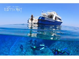 9月は海況が落ち着いて透明度も1年のうち一番よくなることが多いです。写真のように水面がべた凪になることも!