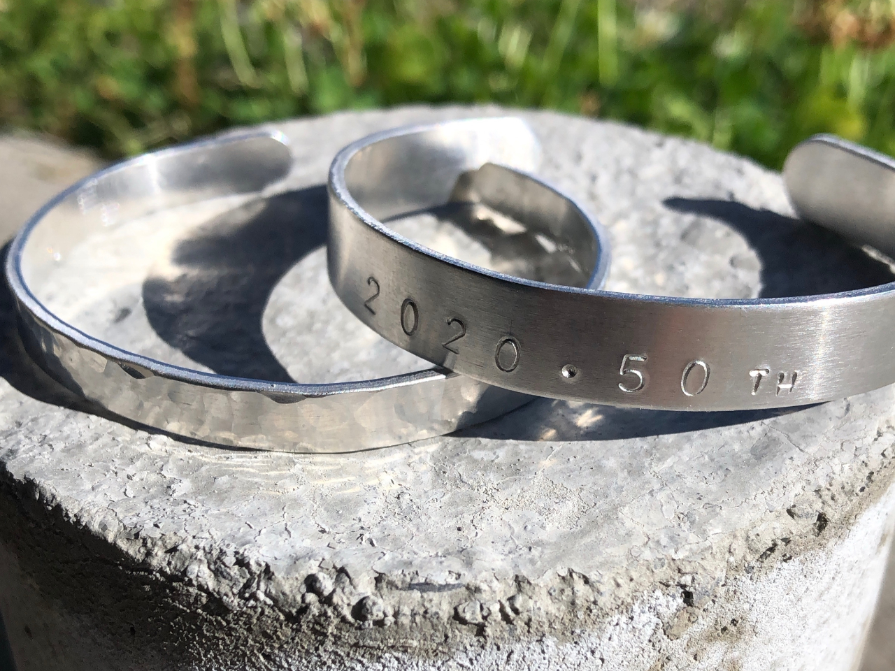 アルミと真鍮、幅は2種類