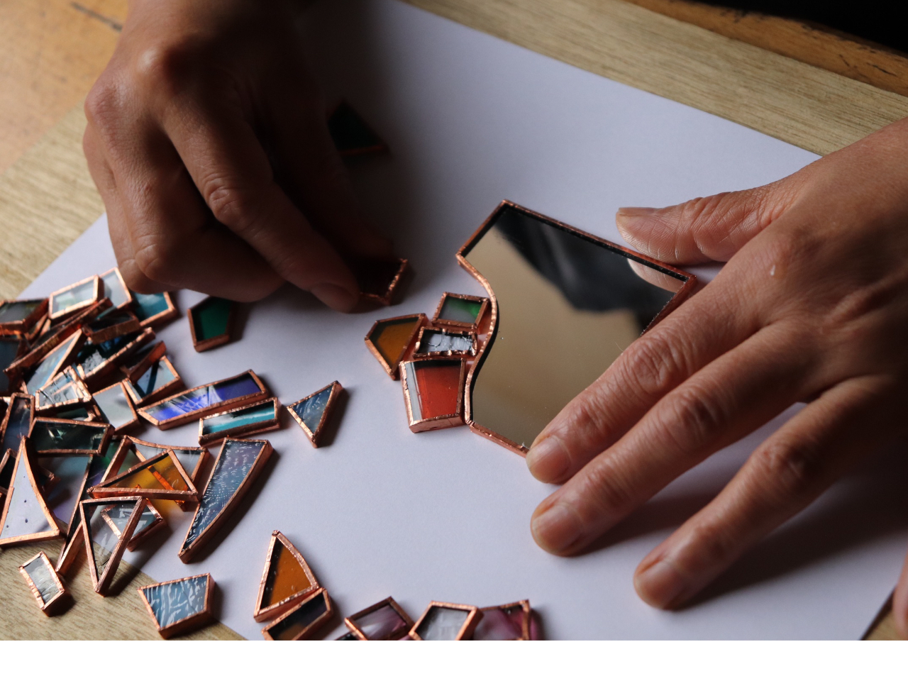 ガラスを選んでいる様子。一番楽しい時間です。