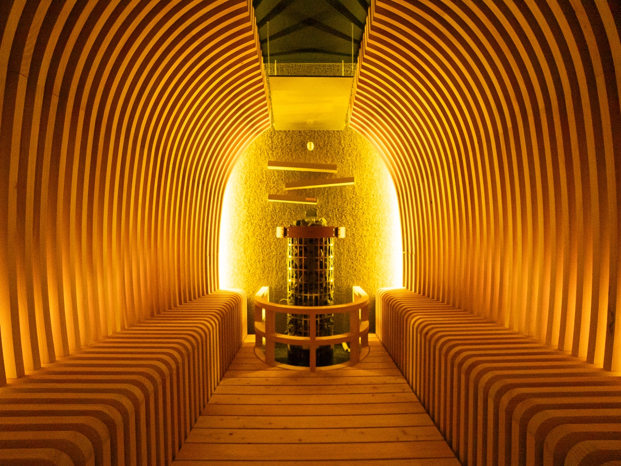 CGAɂ͒n̖YMqgpIWĩL[QTEiB