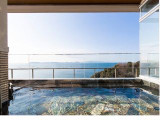 露天風呂から新舞子浜を眺めて