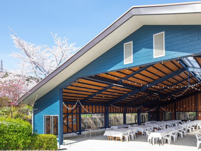 屋根付きバーベキューエリア