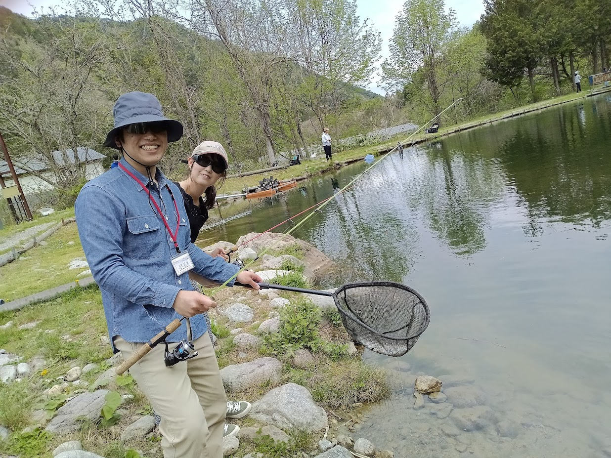 【わくわく体験!飛騨高山対象】ルアー釣り高校生までの親子ペアor男女ペア1日遊漁...