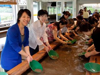 新潟 佐渡 ポイント クーポンでお得に体験 砂金とり体験 キーホルダー ペンダント ストラップ 砂金加工プラン 佐渡旅行におすすめ 佐渡西三川ゴールドパーク じゃらん遊び体験