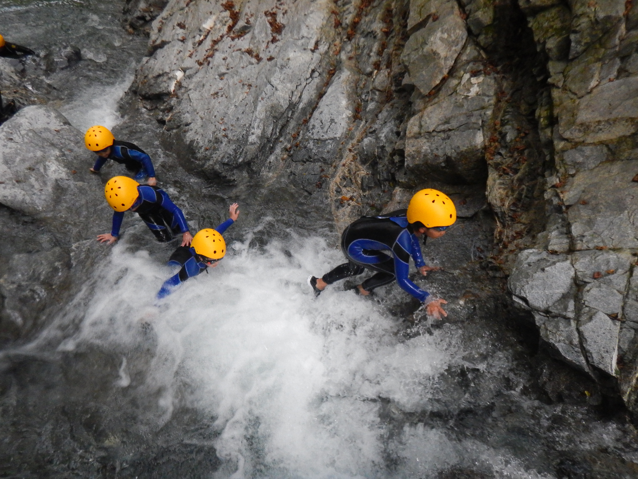 ������Ȃ��悤�ɓo���Ăˁ`�I