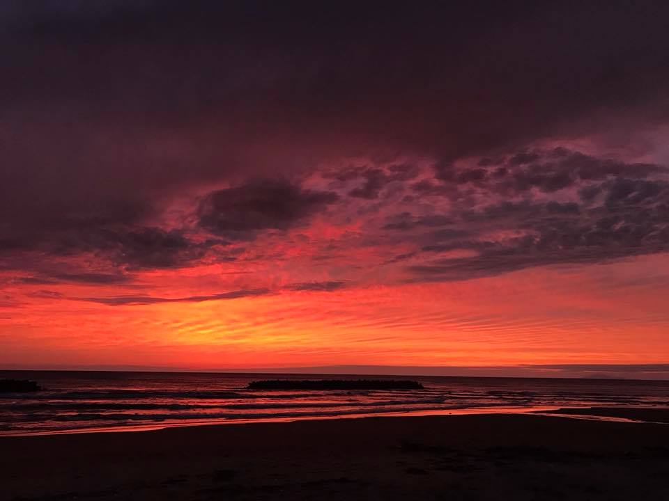 秋田でサーフィンデビューをしよう 初心者におすすめ 1回体験コース 優しく丁寧にレクチャーします Atomoon じゃらん遊び体験 秋田でサーフィンデビューをしよう 初心者におすすめ 1回体験コース 優しく丁寧にレクチャーします Atomoon じゃらん遊び体験