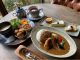 ベジタブルランチの一例:日替わり前菜プレート・季節のスープ・カレー or パスタ・ドリンク・デザート3種