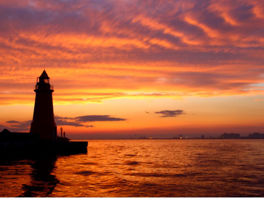 天気によっては幻想的な夕焼け空に出会えることも。