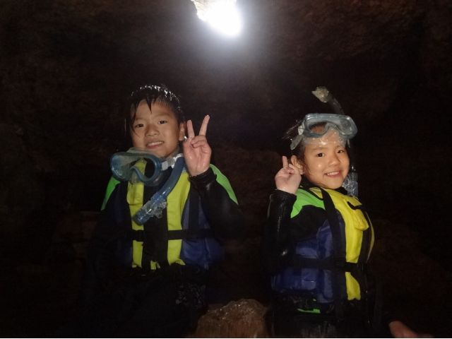 こんなに小さい子でもシュノーケルはできちゃいます♪