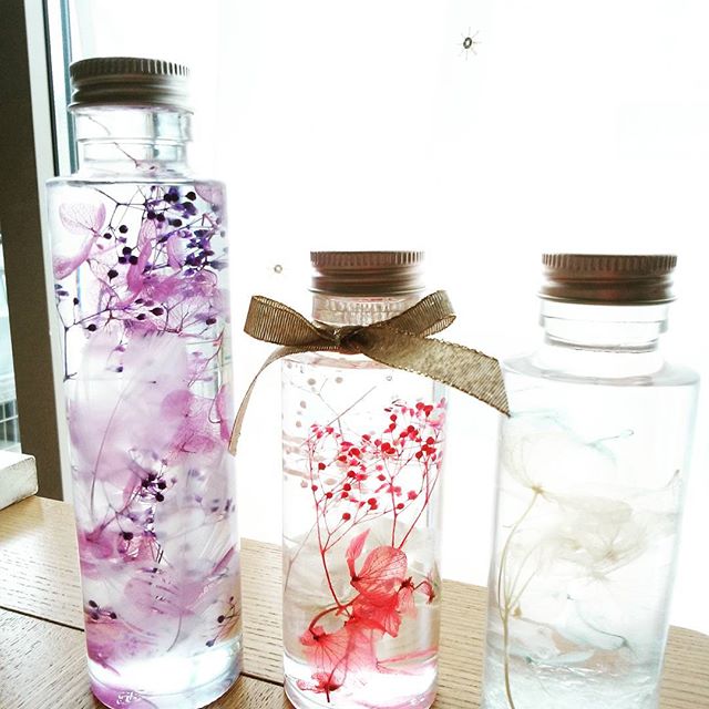 可愛いインテリアボトルで華やかに ハーバリウム１day Lesson お好きなお花を選びオリジナルのボトルを メッセージボトルも Atelier Aimee じゃらん遊び体験