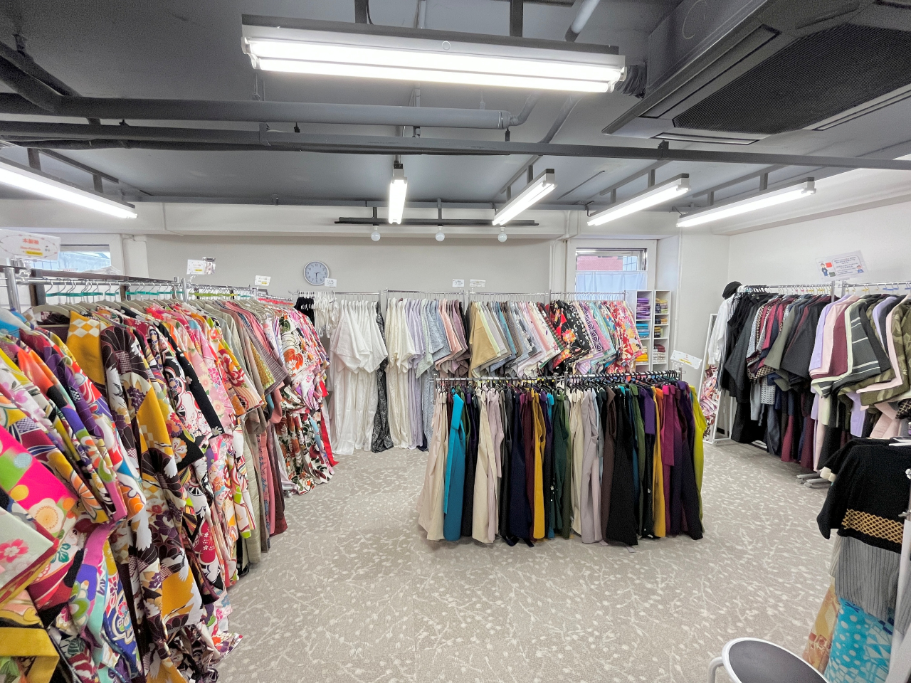 LXɂ͒E߂񂠂܂BL̂Ń\[VfBX^XۂȂSĂxxĂ܂B