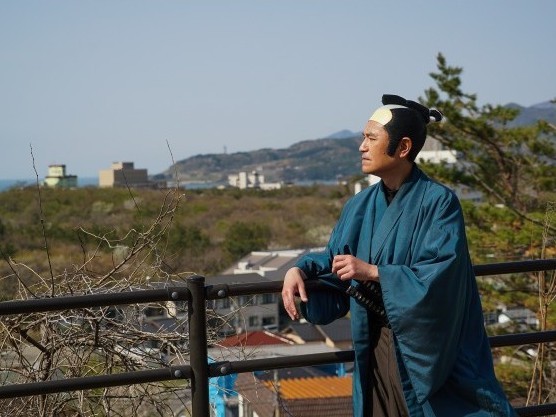 ・・・しばし待つ。10分くらいです。