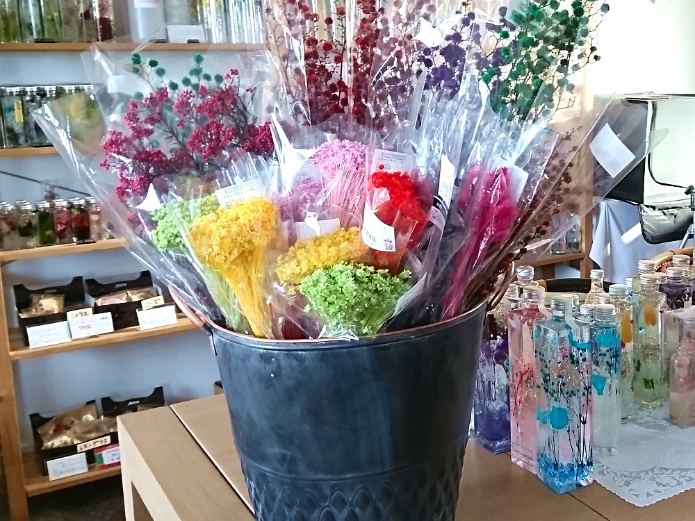 自由に花材を使えます
