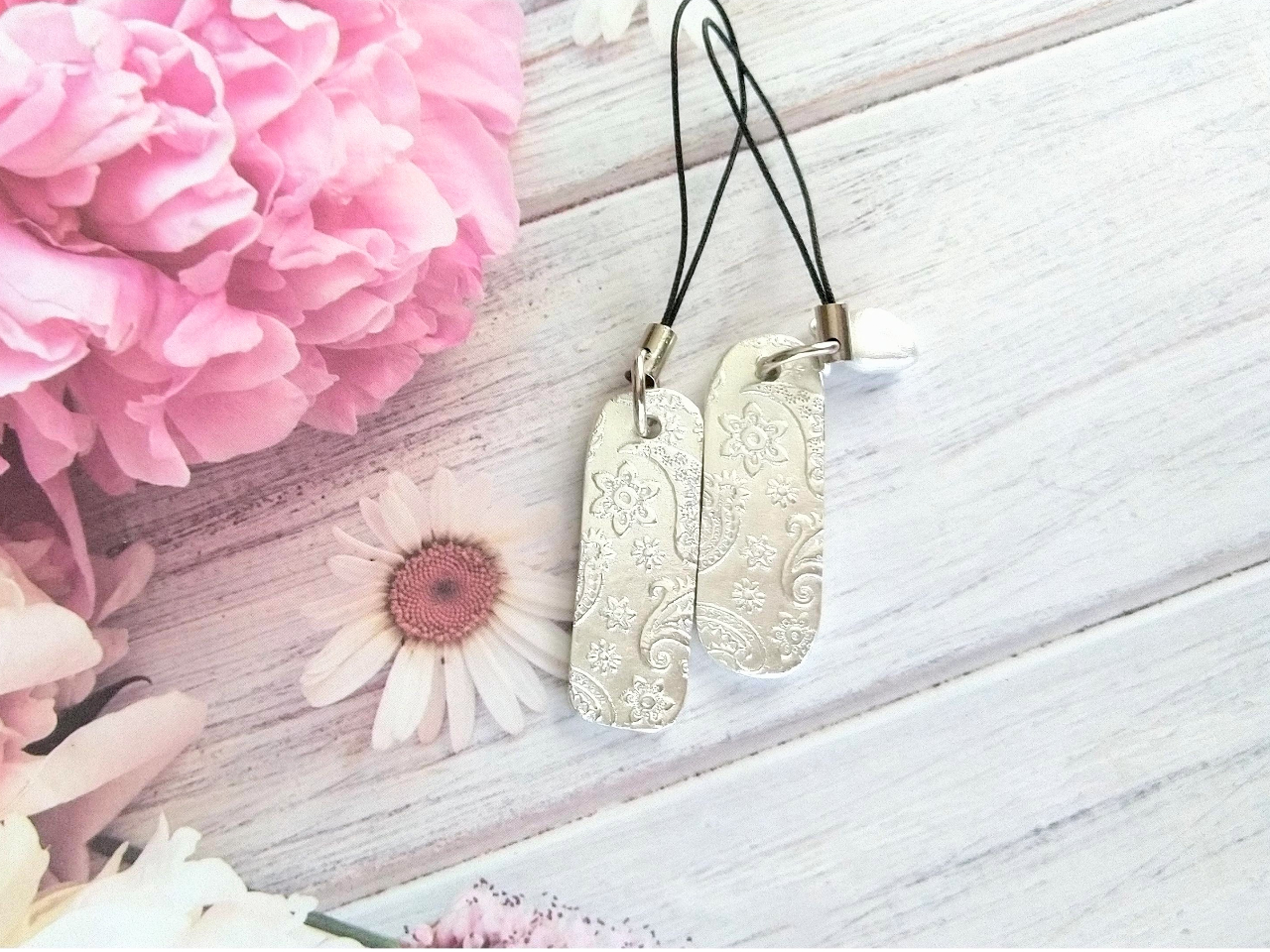 ストラップでも大丈夫です