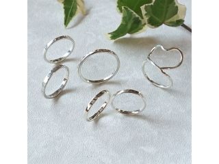 シンプルなサンプルリングを用意しています。