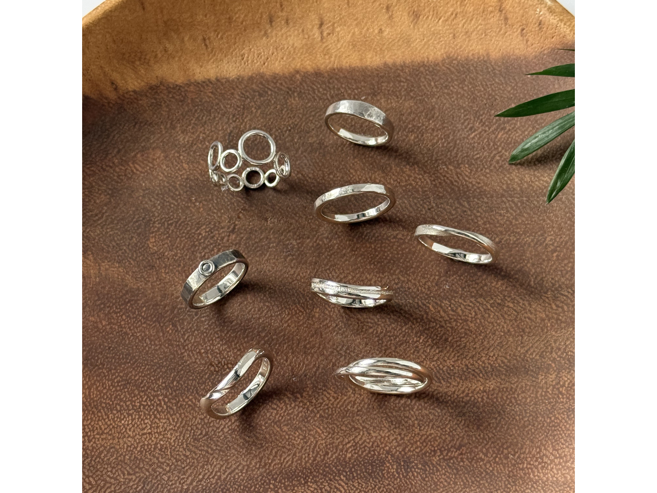 �{�����[�������O�̃T���v���ł��B�i�w�i�͖؂��M�j