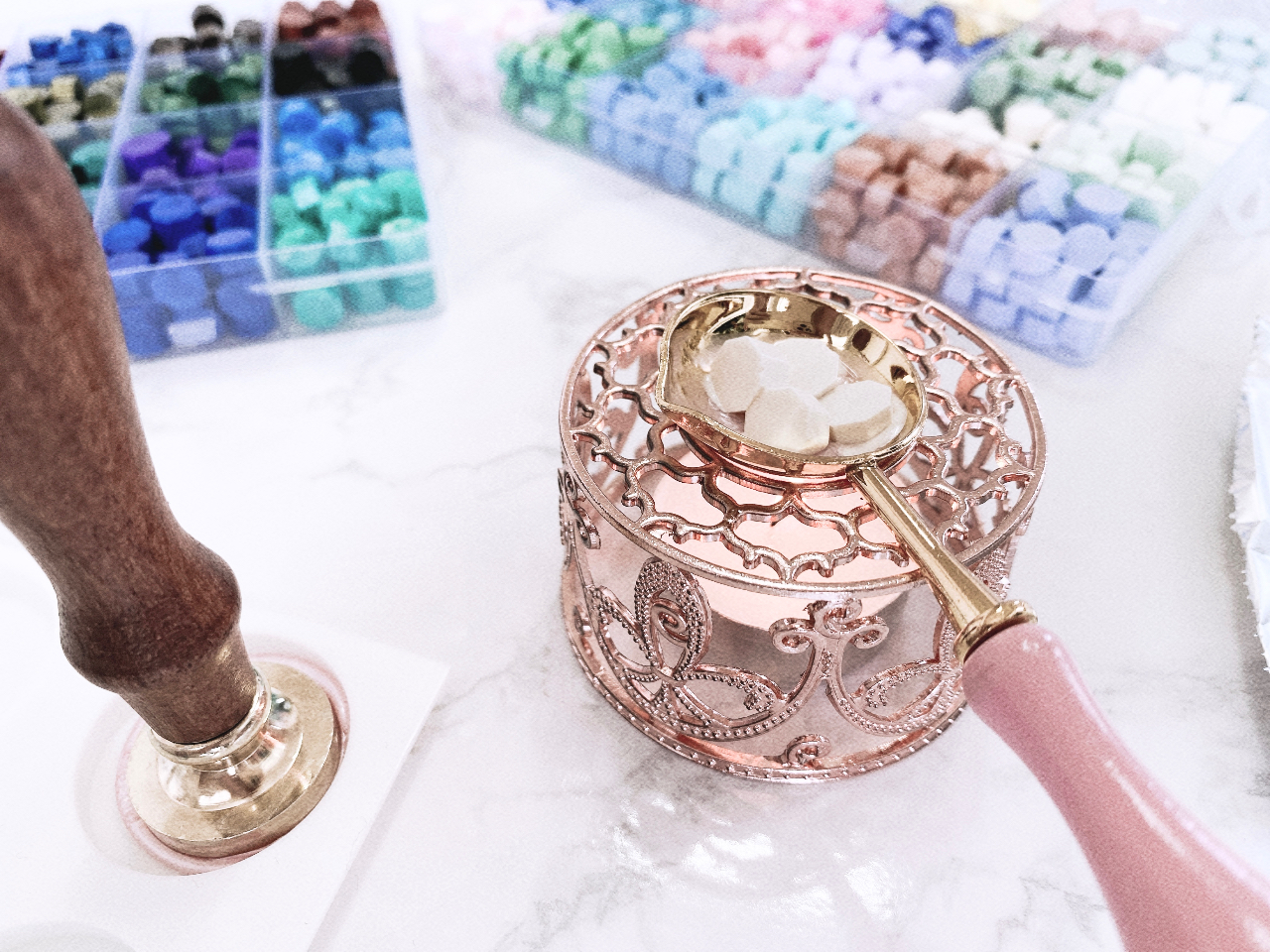 キャンドルでゆっくり溶かす優雅な時間