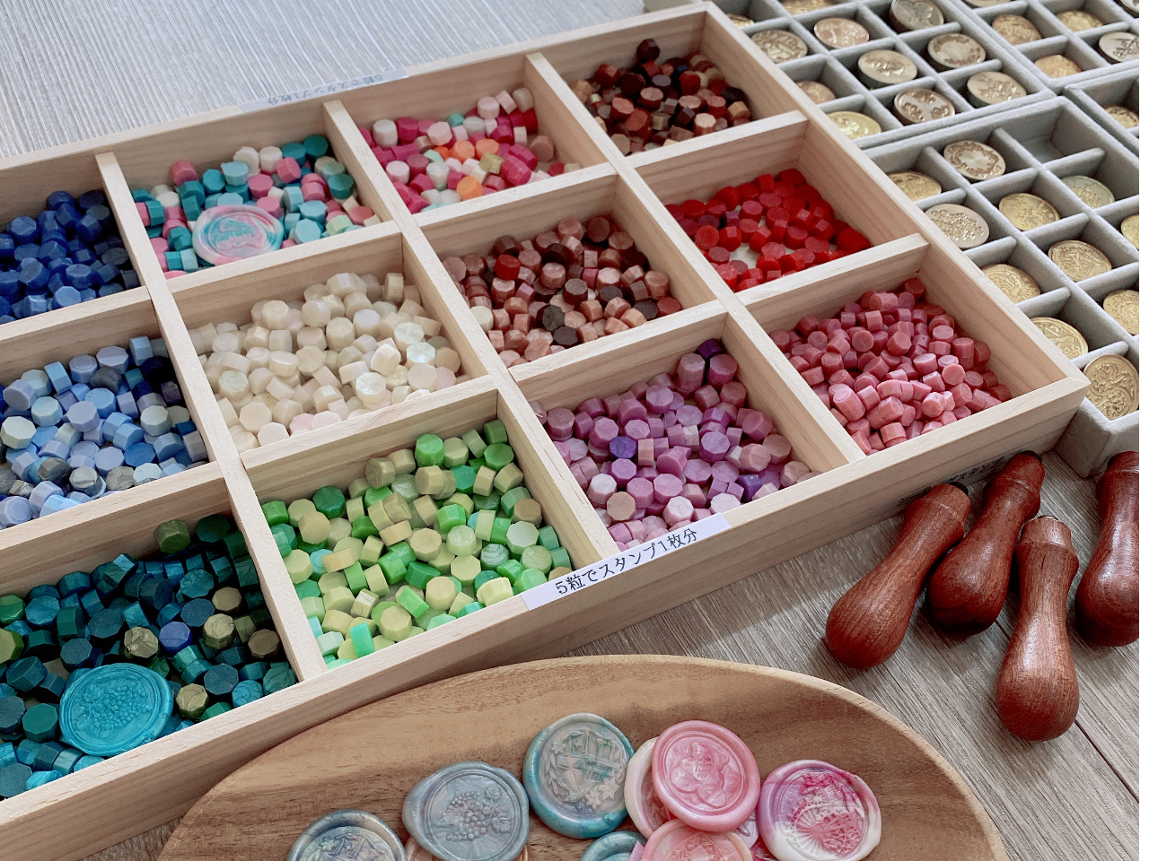 シーリングスタンプ体験  お好きな色で4枚作れます。