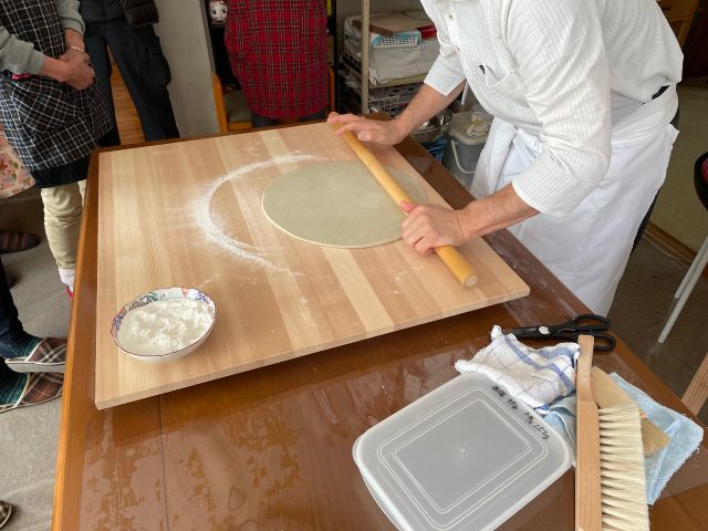 みんなの田舎で蕎麦打ち体験♪