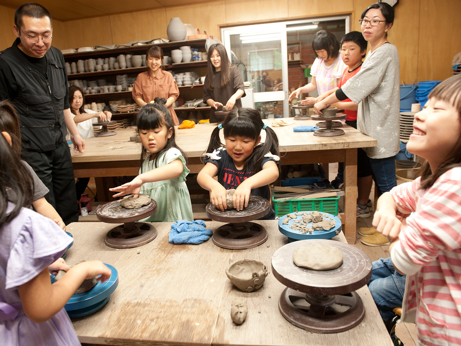 当日3時間前まで予約可【陶芸体験】手ぶらでOK!手びねりで自由に作品づくり!