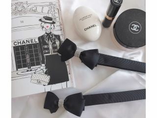 簡単にシニオンヘアが作れるアイテム