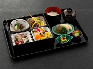 【悠楽御膳】12・1・2月の限定ランチです