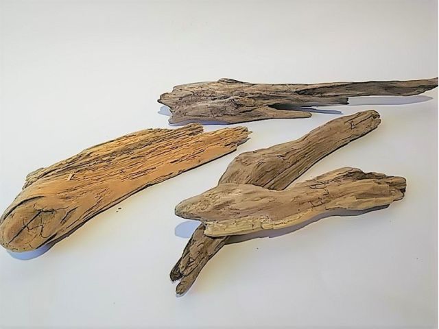 流木とアーティフィシャルフラワー(造花)の多肉植物で作るインテリア 流木とアーティフィシャルフラワー(造花)の多肉植物で作るインテリア