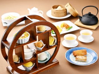 「チャイニーズアフタヌーンティーセット」にランチメニューもついたお得な贅沢セット♪