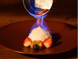 【1月限定ライブキッチン土日祝限定】炎のデザート「フレア・フロマージュ」