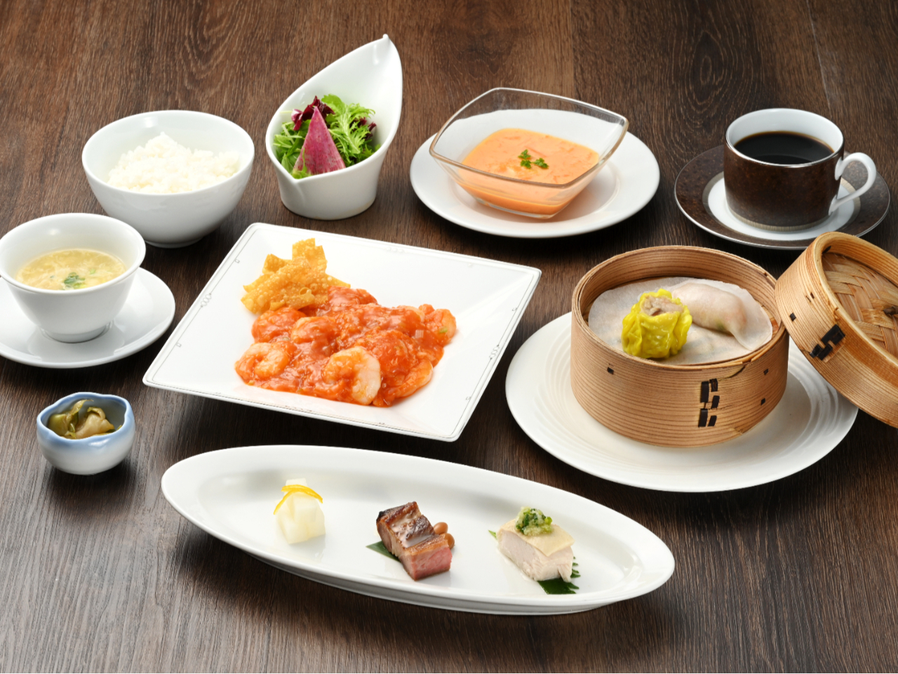 yԗ`zDȃCIׂ邨ȃZbgIʐ^̓C[WłB