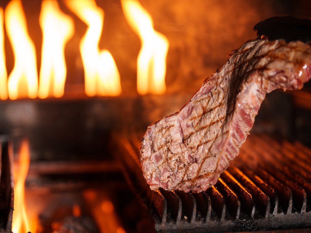 8/8(�y)�`8/16(��)�́u�gGrill��Roast�h���~�E�B�[�N�X�y�V�����u�b�t�F�v�J�ÁI