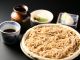■地元産そば粉100%手打ちのこだわり蕎麦に生わさびを添えてお召し上がりください。