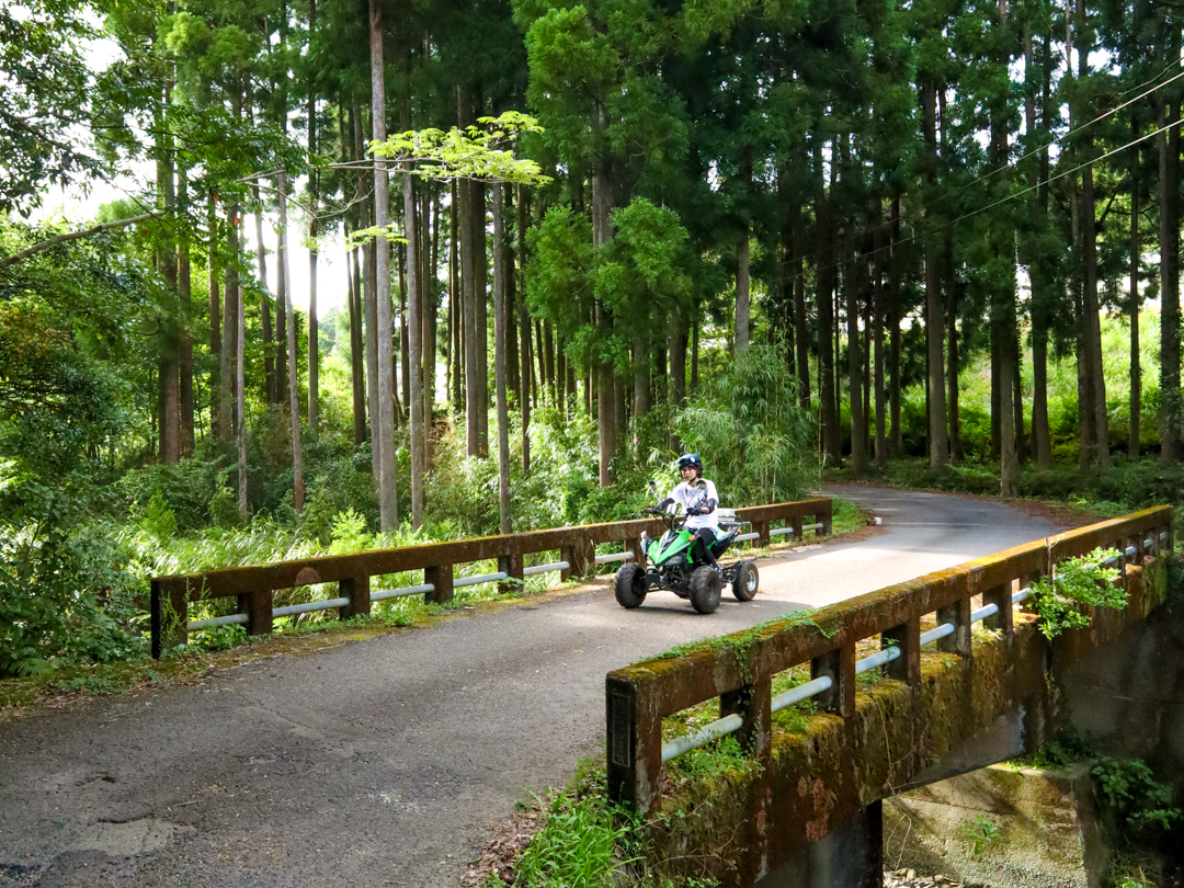 CȂICɍs΂̕ɂR̃R[X͓I