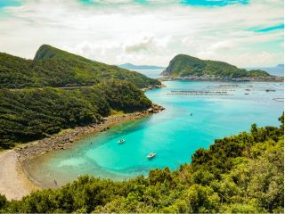 ありえないほど美しい、奇跡の島「柏島」をはじめ、さまざまな場所に足をのばそう