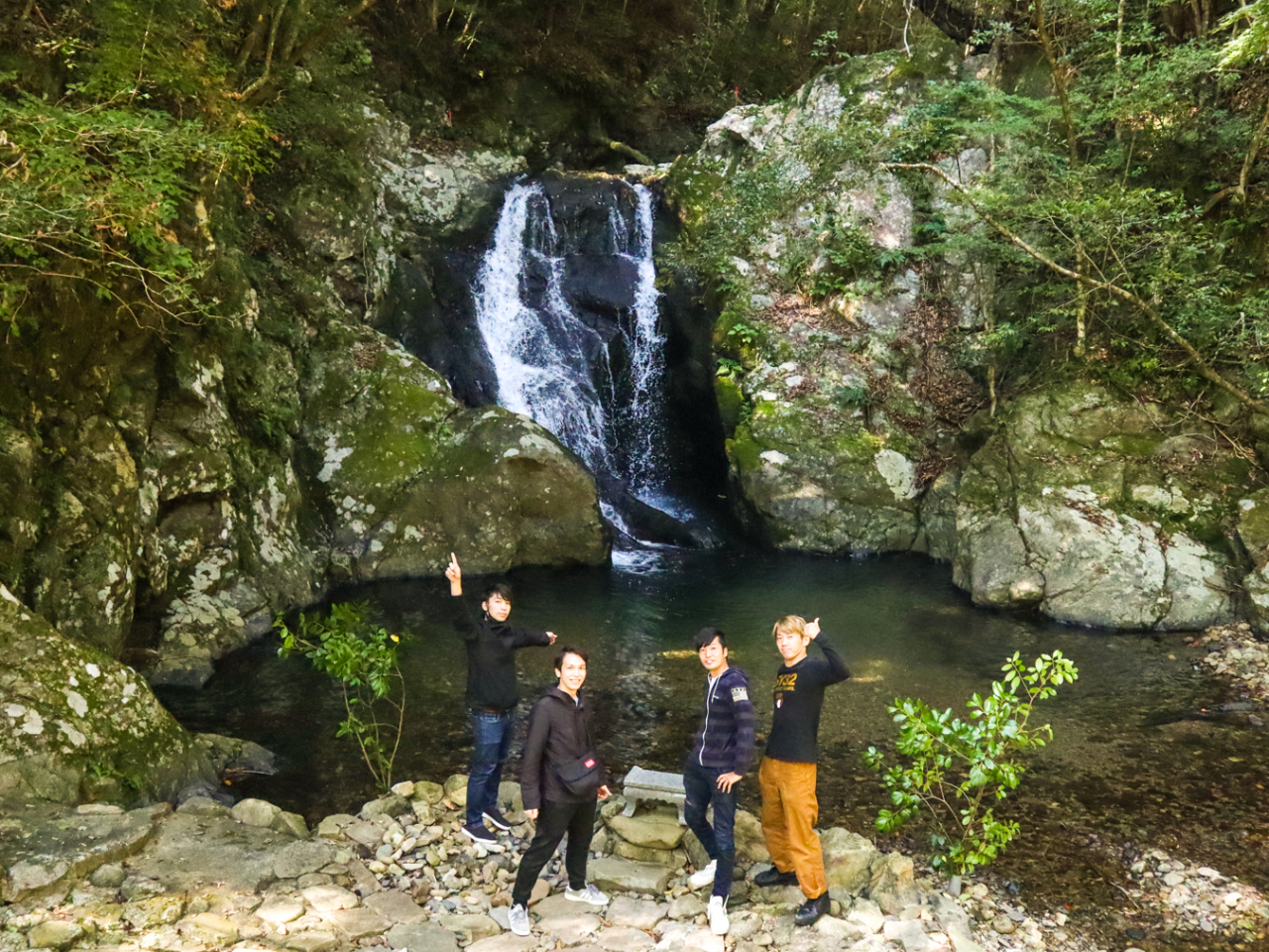 �R�R���ƃJ���_�����t���b�V���I���ɂ̖����̃c�A�[