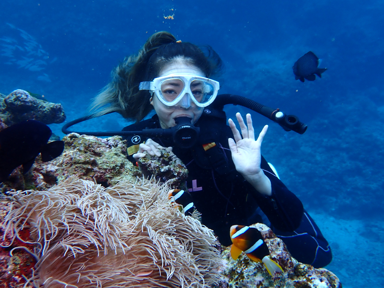 クマノミと記念撮影