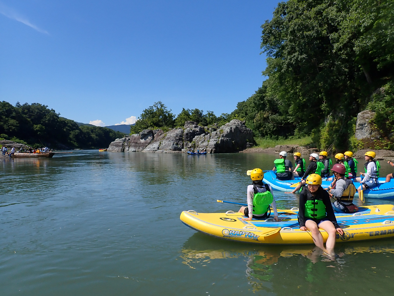 ウォータースポーツ未経験者に大人気!!爽快感満載!!