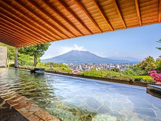 桜島一望、露天風呂!