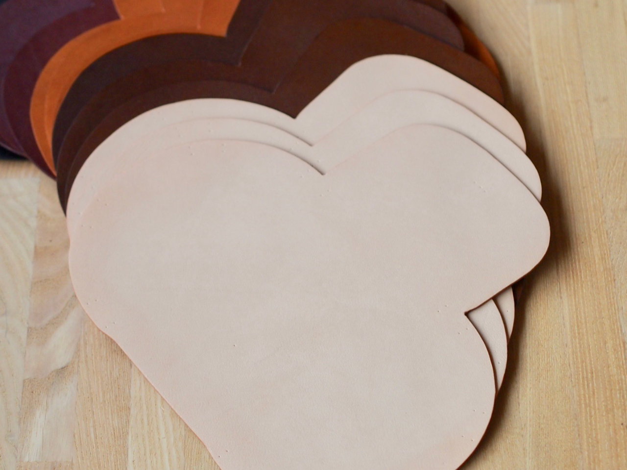 FCibvFi` / L / `R / }zKj[ / ubN