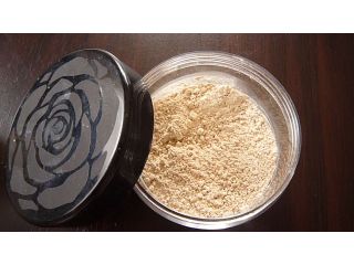 手作りコスメ体験 天然成分100 の粘土鉱物 クレイ で作るミネラルフェイスパウダー 無料駐車場あり クレイセラピー教室 Avalon じゃらん遊び体験