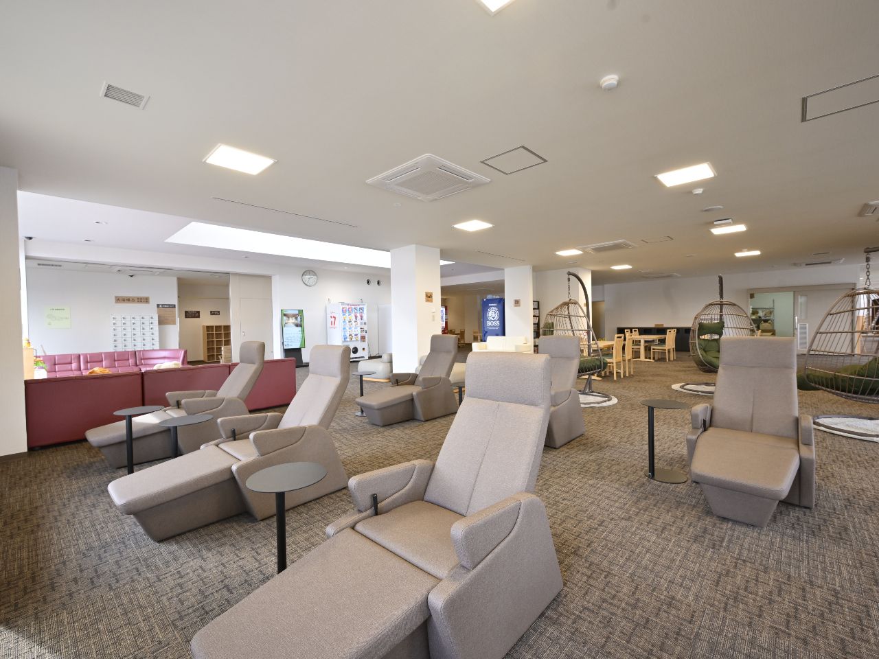 ̌̋xeXy[Xł肨߂Be햟{1000pӂĂ܂