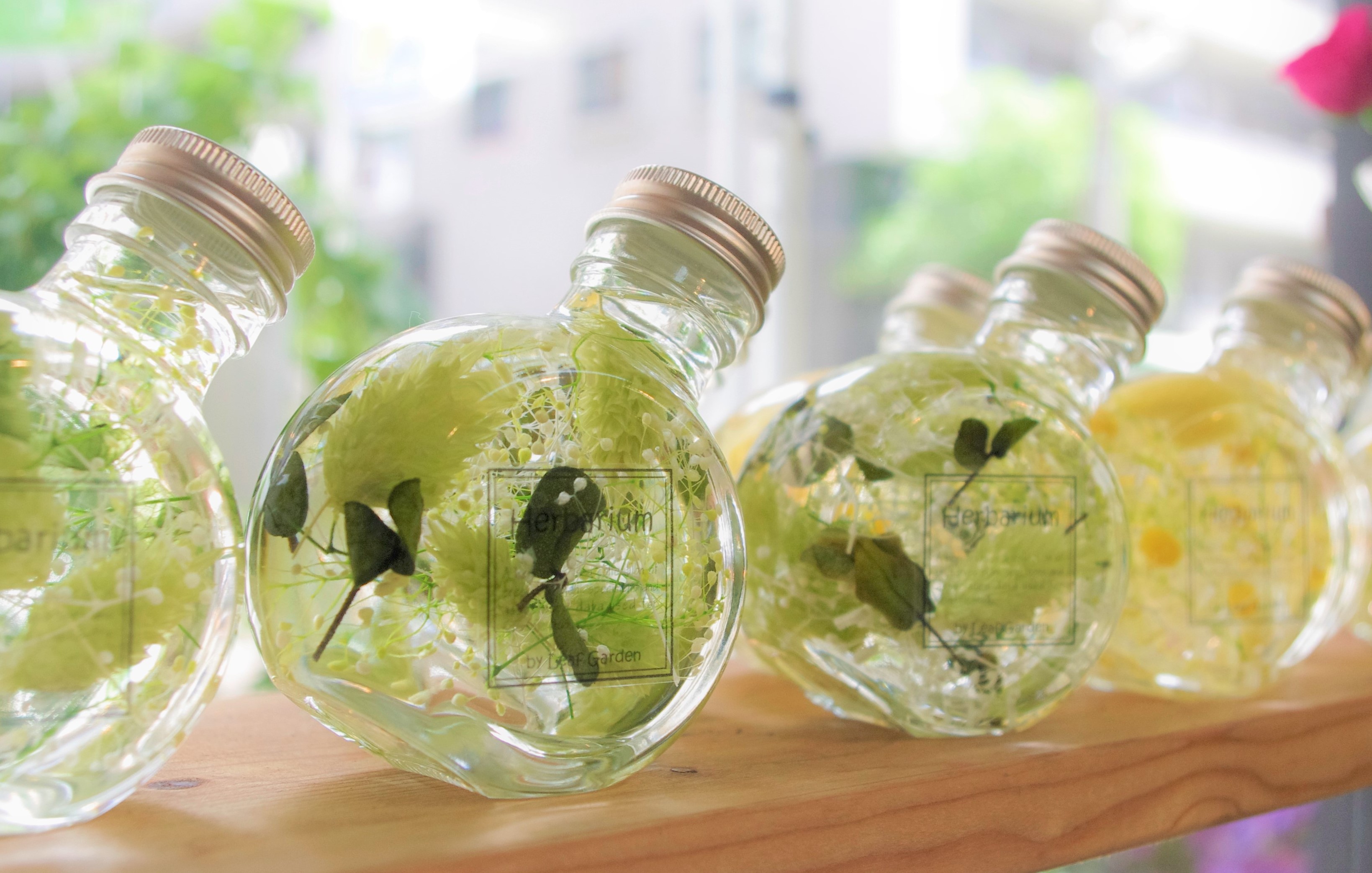 京町屋のお花屋さんで作る 可愛いハーバリウム体験 地下鉄 四条 駅より徒歩5分 京都観光にもおすすめの好立地 お子様にも大人気 リーフガーデン じゃらん遊び体験