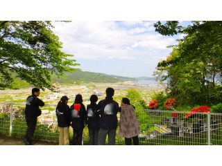 大きな被害を受けた、中心市街地を見下ろす高台より。