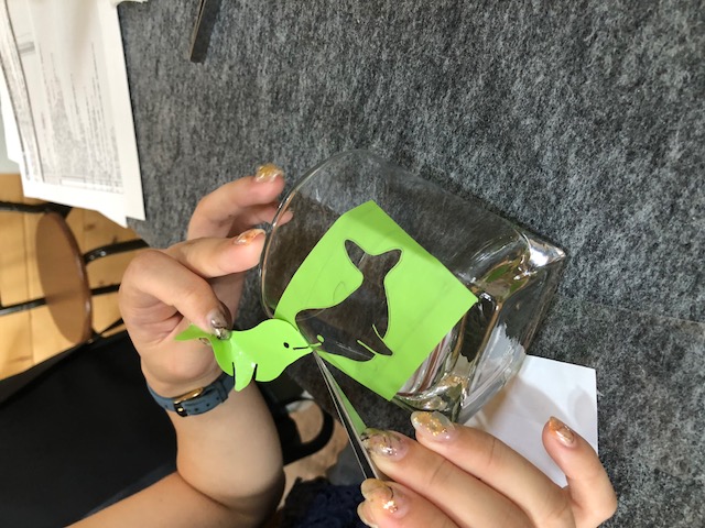 OXɃfUCV[\A镔𔍂܂