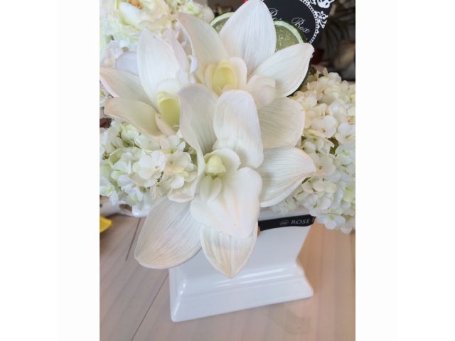 和歌山県在住者限定プラン アーティフィシャルフラワー体験 精巧な造花はまるで本物 水替えの必要がない美しいお花のインテリアを作りましょう 女性におすすめ プレゼントにも最適 Familiar Love じゃらん遊び体験 和歌山県在住者限定プラン アーティフィシャルフラワー体験 精巧な造花はまるで本物 水替えの必要がない美しいお花のインテリアを作りましょう 女性におすすめ プレゼントにも最適 Familiar Love じゃらん遊び体験