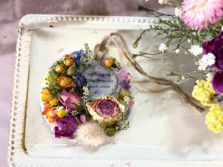 季節のお花のドライフラワーを使ったアロマワックスサシェ