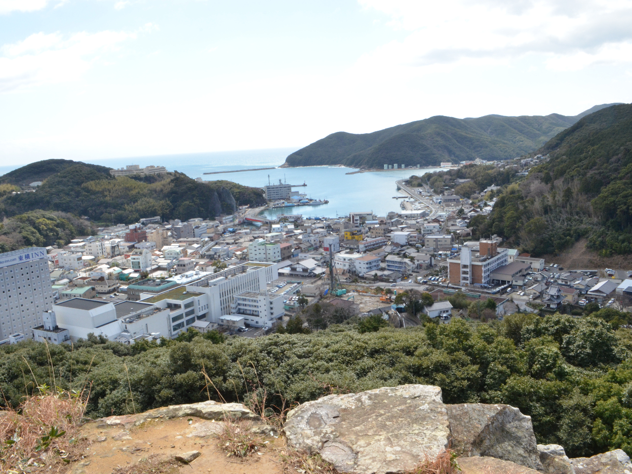 清水山城三の丸から、城下の景色です。
